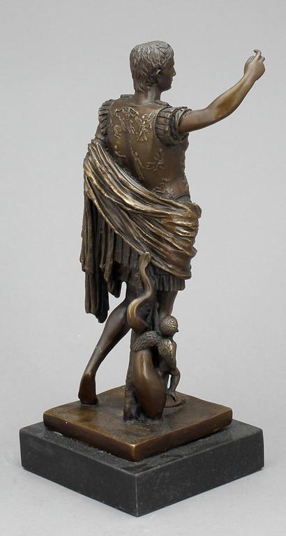 SKULPTUR, patinerad brons, bär signatur Andre.