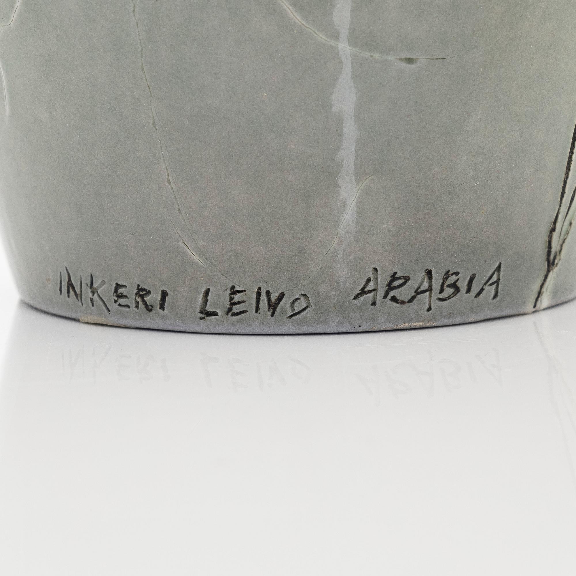 Inkeri Leivo, urna med lock, keramik, signerad Inkeri Leivo Arabia.