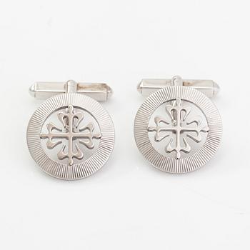 Patek Philippe, A pair of 18K whitegold "Calatrava" cufflinks. Marked PPCo.