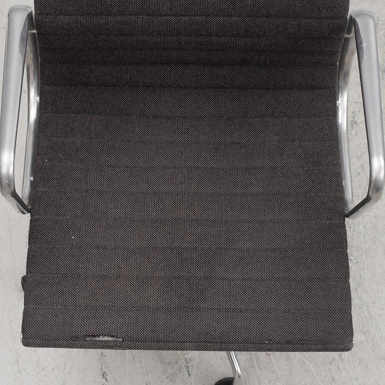 Charles & Ray Eames, an EA 108 office swivel chair for VItra.