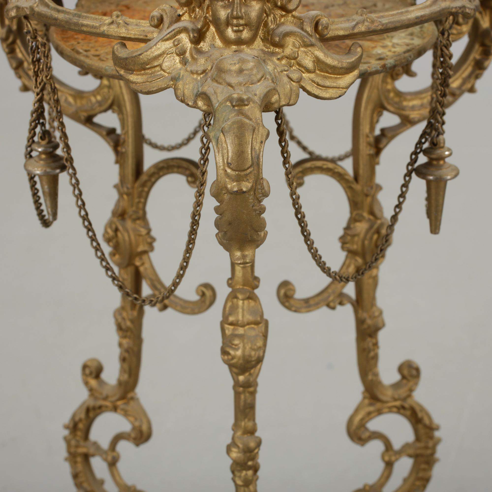 PIEDESTAL, gjutjärn, eklektisk stil, 1900-talets början.