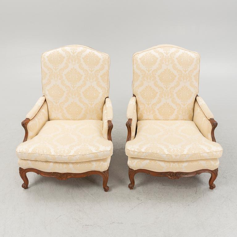 A pair of Louis XV armchairs, second half of the 18th century.