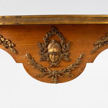 Salongsbord, Louis XVI-stil, 1800-talets andra hälft.
