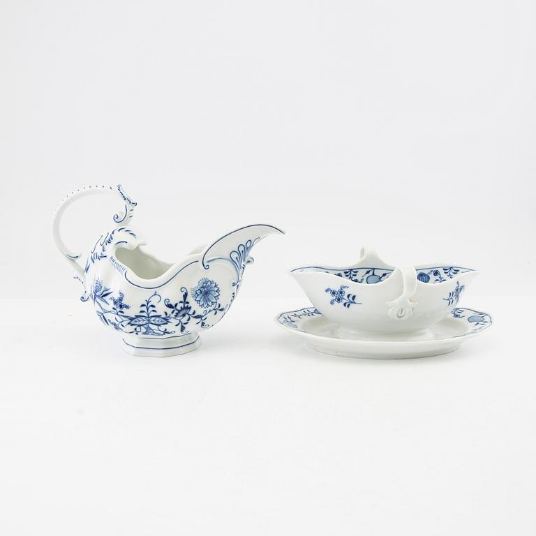 Servis 139 dlr porslin "Lökmönstret" Meissen Tyskland 1900-tal.