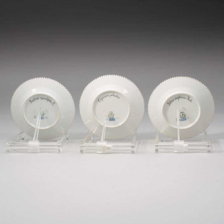 Six Royal Copenhagen 'Flora Danica' dishes, Denmark, 20th Century.