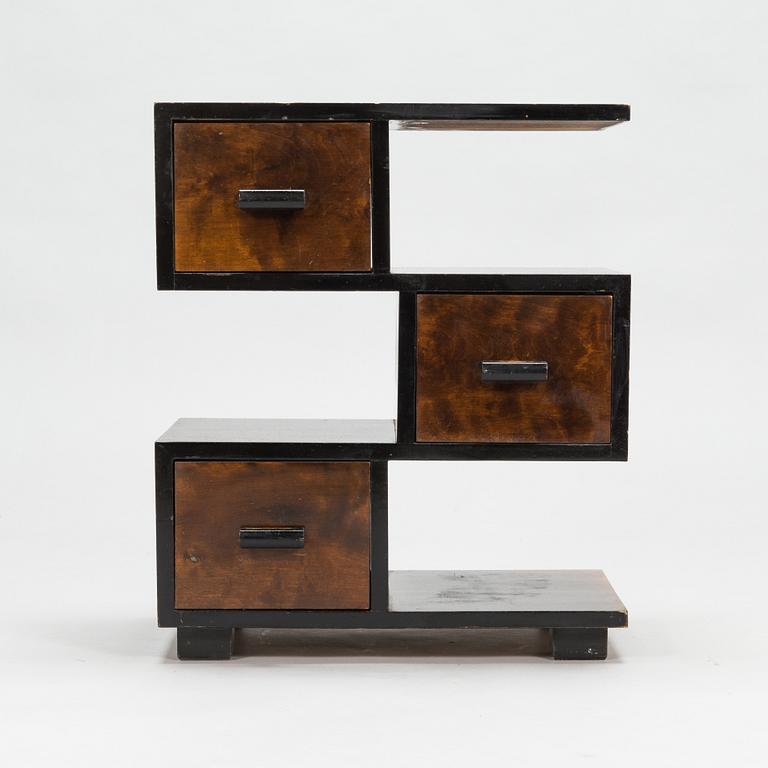 MIKKO S. NUPPONEN, LOKEROPÖYTÄ, Mikko Nupposen Huonekalutehdas, Lahti 1930-luku.