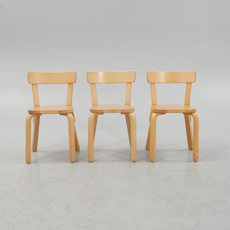 Alvar Aalto, stolar, 3 st, modell 69, Artek, Finland.