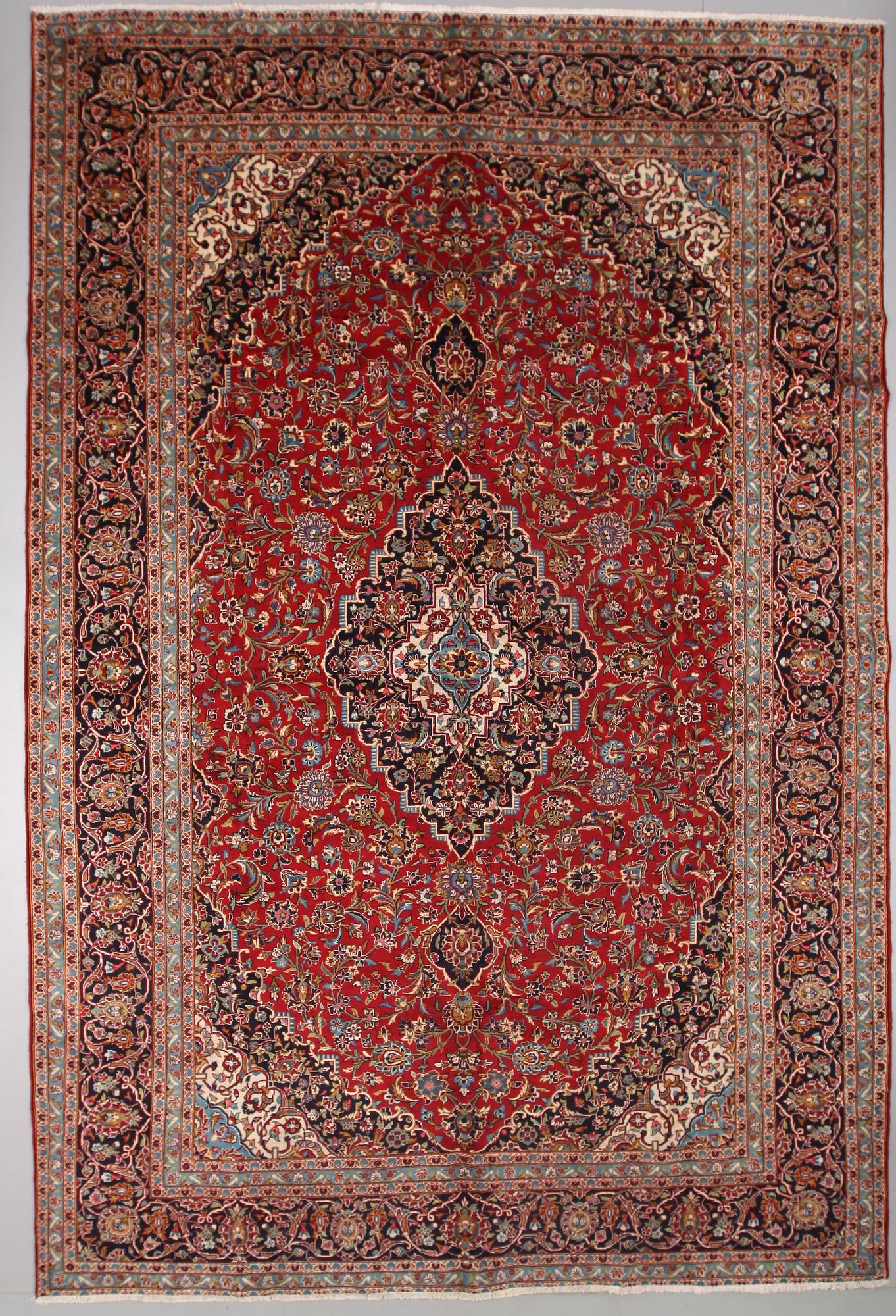 MATTA, Keshan, old, ca  429 x 287 cm.