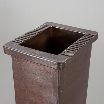 FÖRVARINGSKÄRL, saltglaserat stengods, Höganäs.