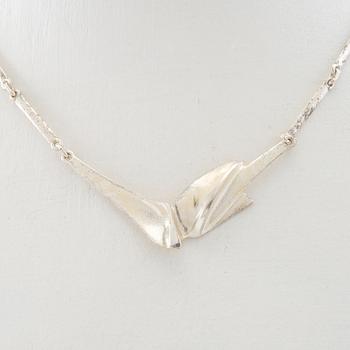 Zoltan Popovits, halsband "Hespera" silver, Lapponia 1989.