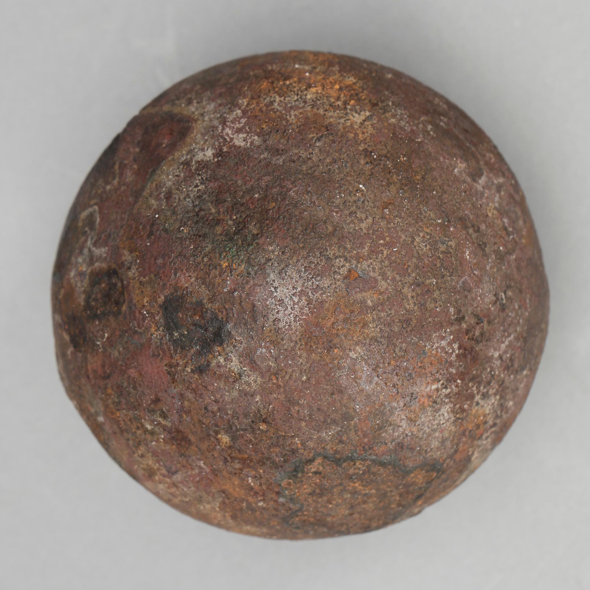 KANONKULA, järn, troligen 1600-tal.