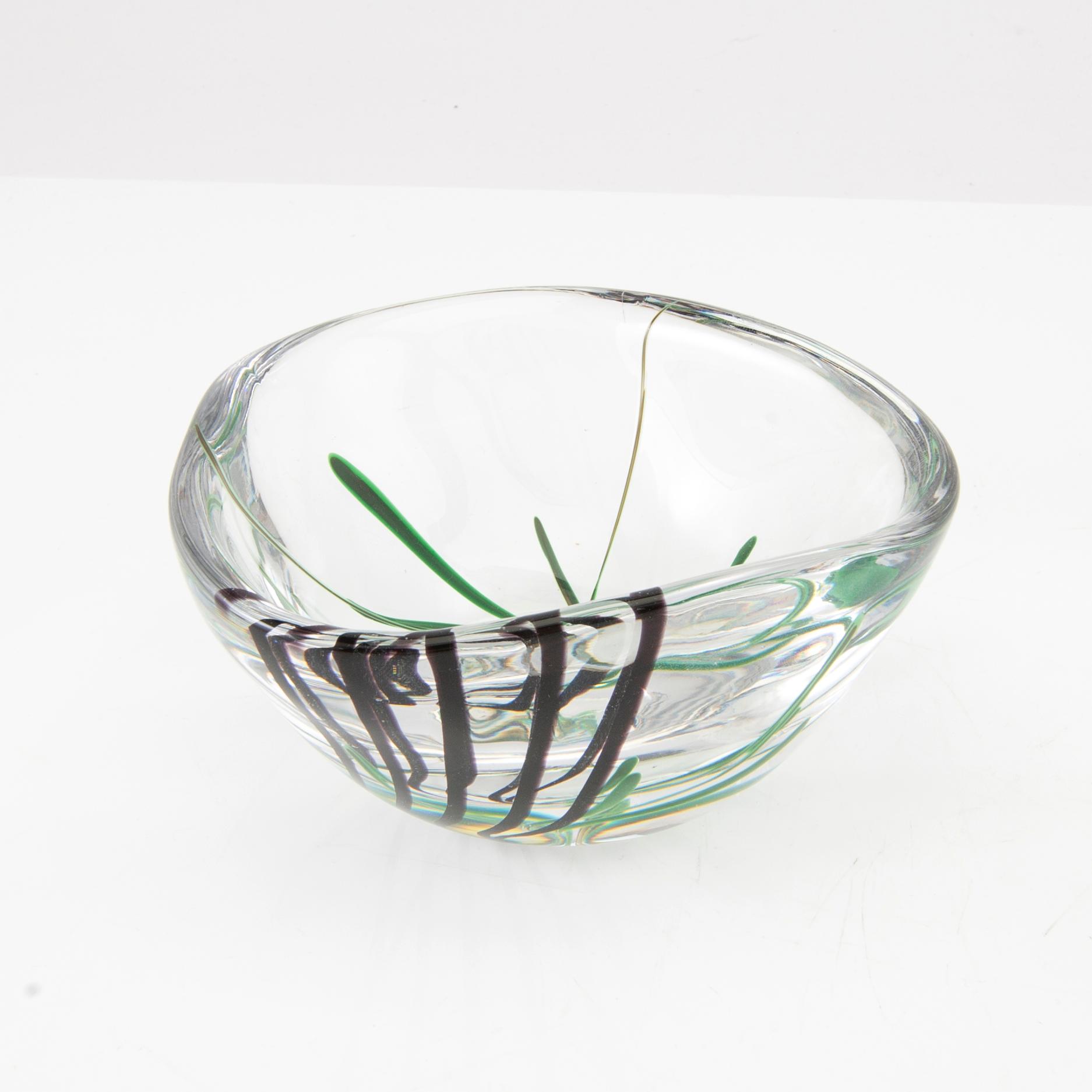 Vicke Lindstrand, vases 3 pcs and bowl "Seaweed" Kosta.