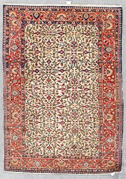 MATTA, Semiantik, sannolikt Ushak, ca 165x120 cm.