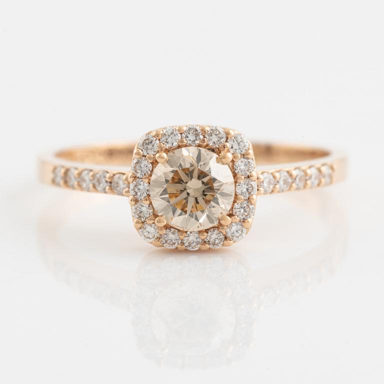 Brilliant cut diamond ring.