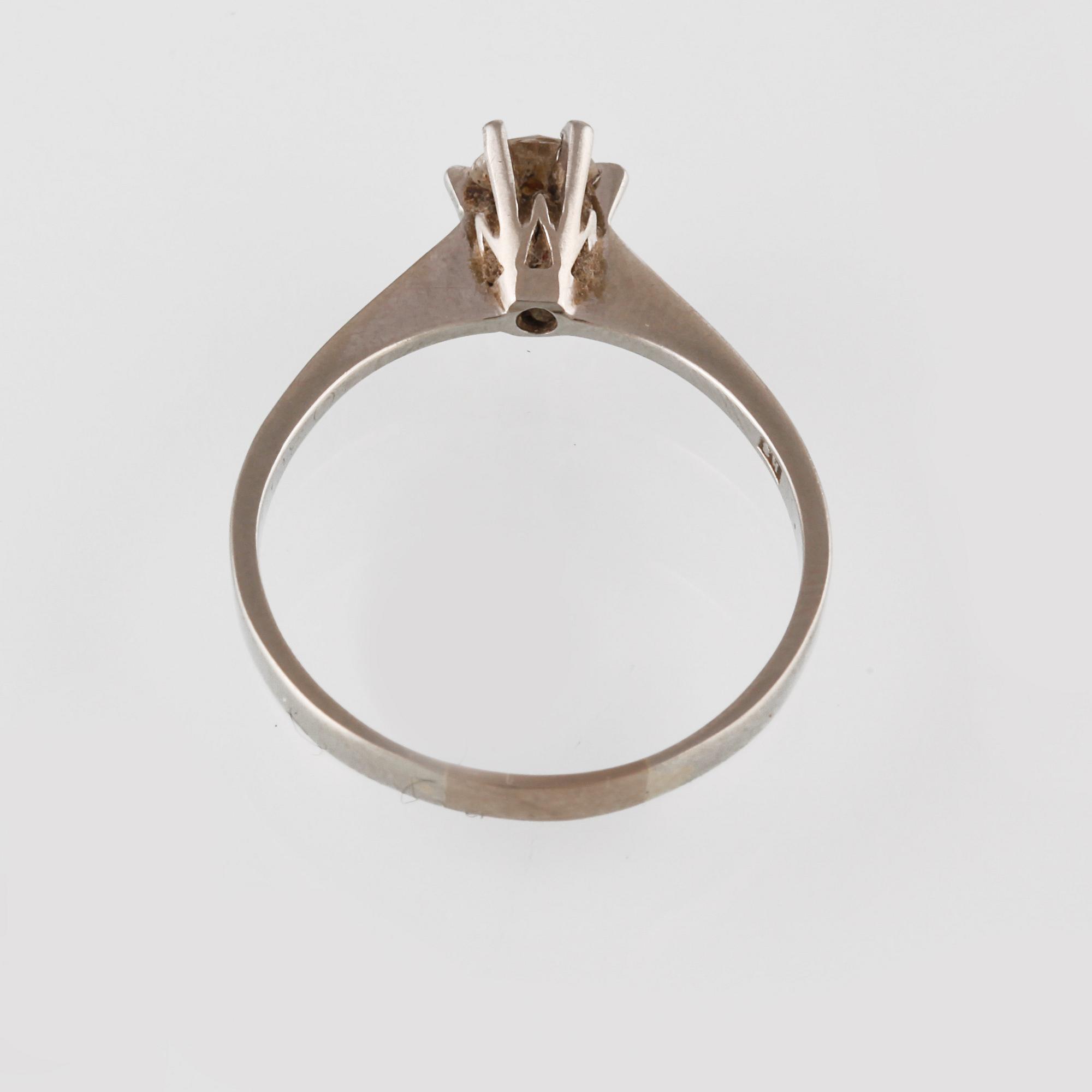 RING, 18K vitguld med briljantslipad diamant, 0.30 ct, importstämplad. Vikt 1,8 gram.