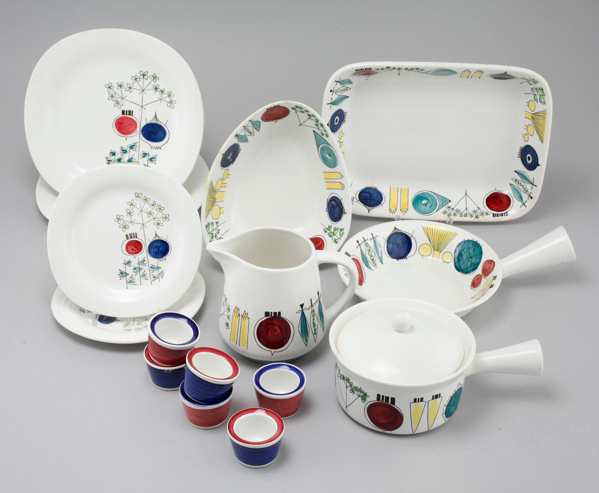 MARIANNE WESTMAN, 15 servisdelar, "Picknick",  Rörstrand, i produktion 1956-1969.