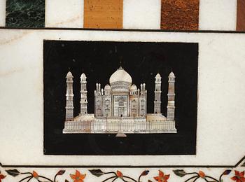 BORDSSKIVA, sk Pietra Dura, 1900-talets andra hälft.