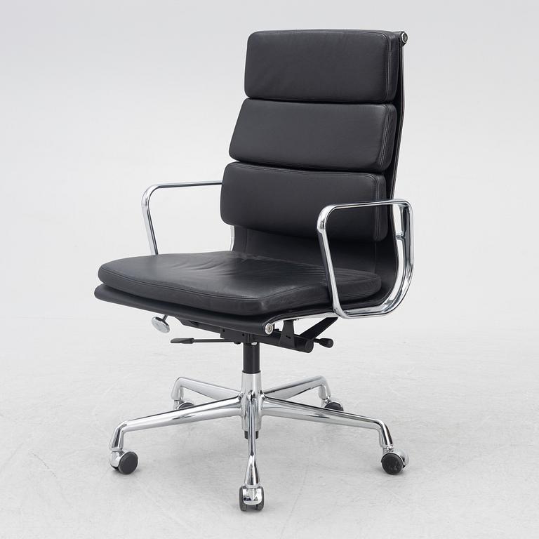 Charles & Ray Eames, kontorsstol, "Soft Pad Chair EA 219", Vitra.