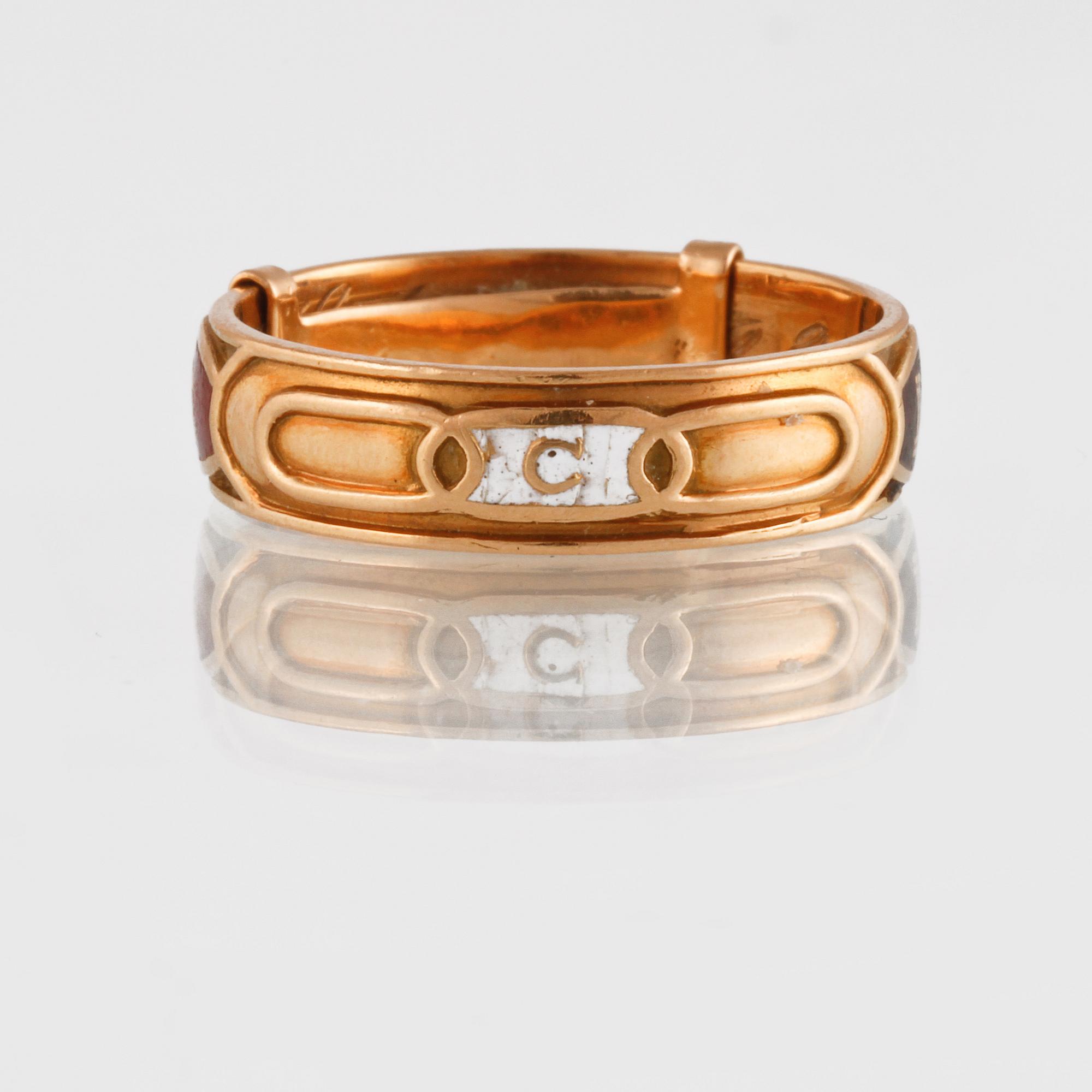 RING, 18k guld samt emalj, Arkadens Guld & Gravyratelje, Göteborg, 1959. Vikt 7,9 gram.