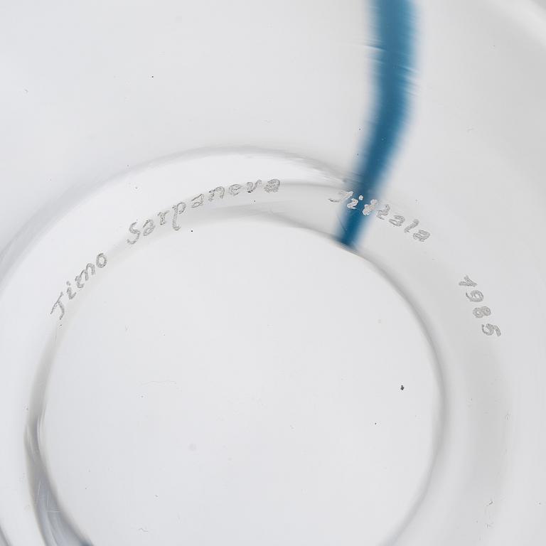 Timo Sarpaneva, a 'Blues' '3041' art object signed -Timo Sarpaneva Iittala 1985 and '3042' bowl unsigned.