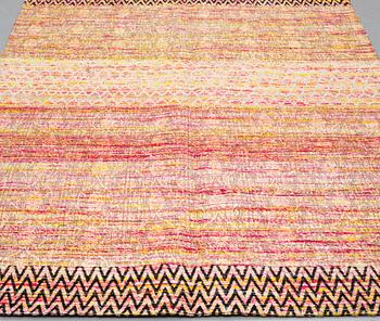 A CARPET, FLAT WEAVE, CA  240 x 170 cm.
