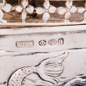 SKRIN/ BORDSDEKORATION, sterling silver, engelska importstämplar London 1911.