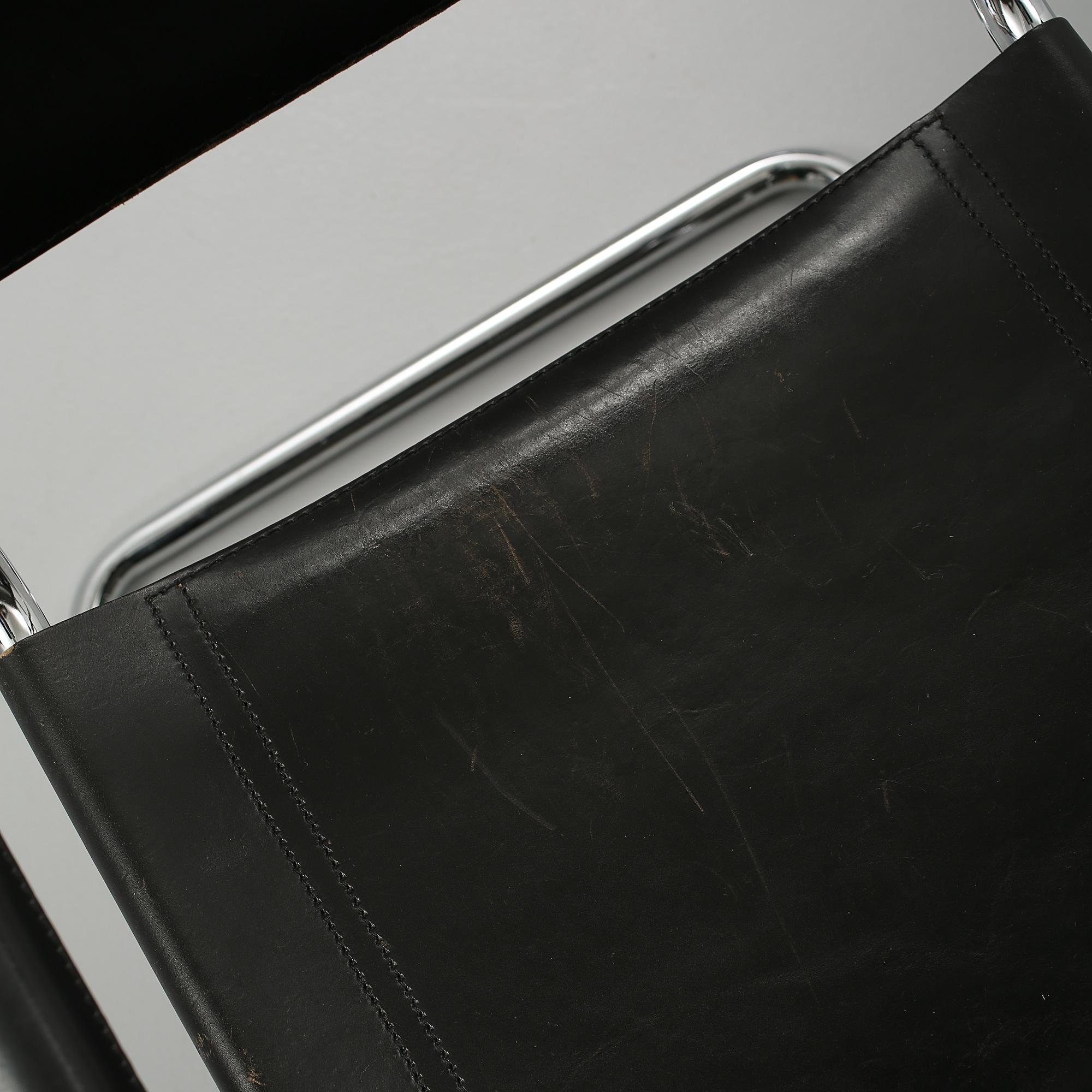 KARMSTOLAR, ett par, "MG 5/B",  Matteo Grassi, 1900-talets andra hälft.