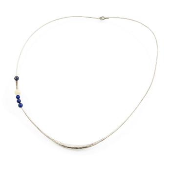 623. PA Lundahl-Terrs, a necklace, 18K white gold, Växjö 1972.