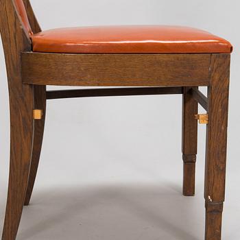 Eliel Saarinen, pöytä ja tuoleja, 4 kpl, Huonekaluliike Mikko Nupponen 1900-luvun alku.