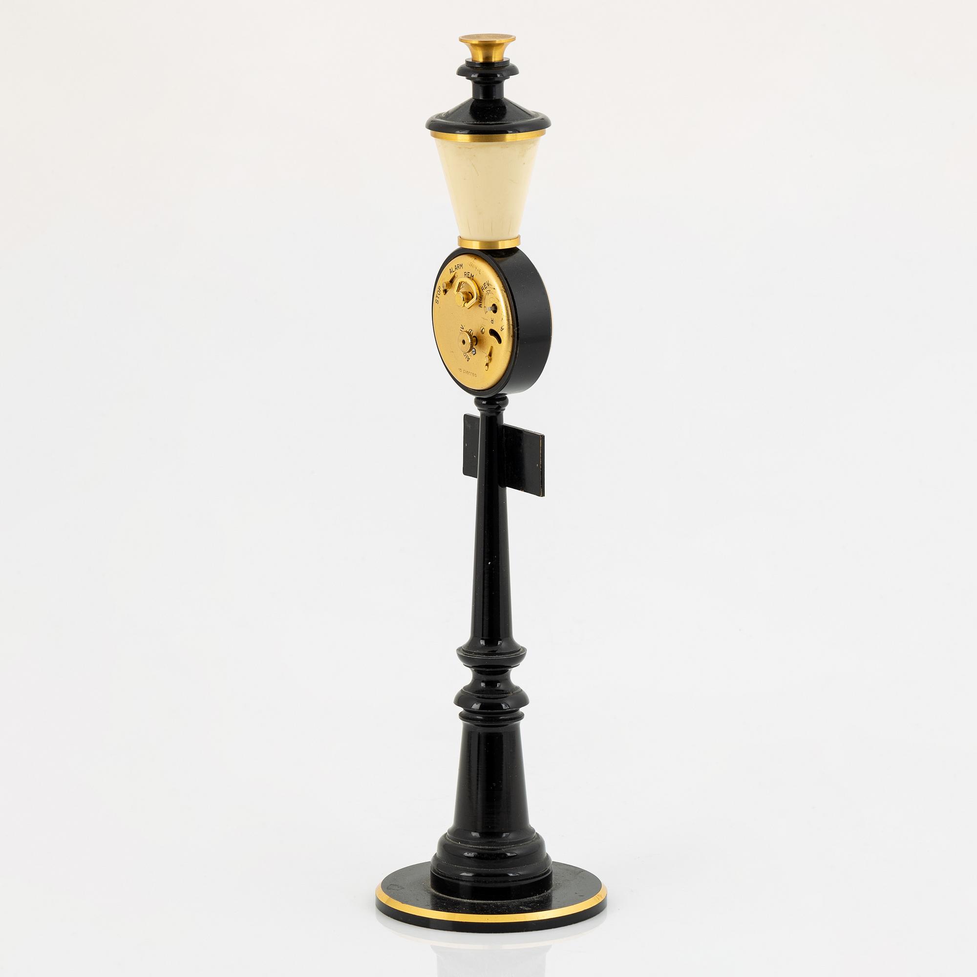 Jaeger-LeCoultre, "Rue De La Paix", table clock, 28 cm.