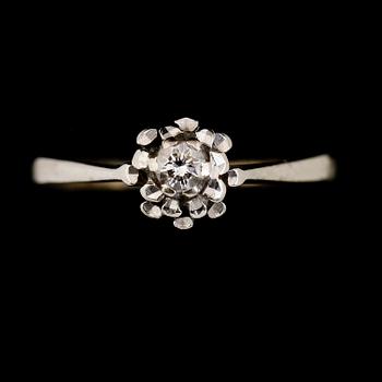 RINGAR, 2 st, 18K vitguld, diamanter.