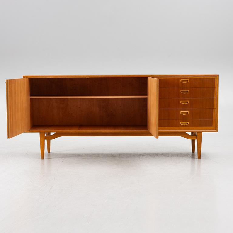 Sideboard, 1960-tal, möbelfabriken Örnen Rydaholm 1960-tal.