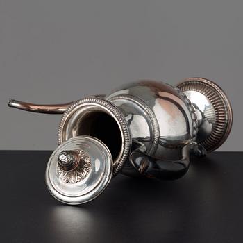 KAFFEKANNA, av Jacob Lenholm (mästare i Stockholm 1827-40), senempire, 1830-tal.