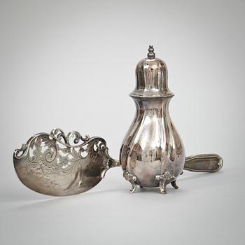 SOCKERRUSKA OCH SERVERINGSSPADE, silver. G Möllenborg o G.A.B. 358gr.