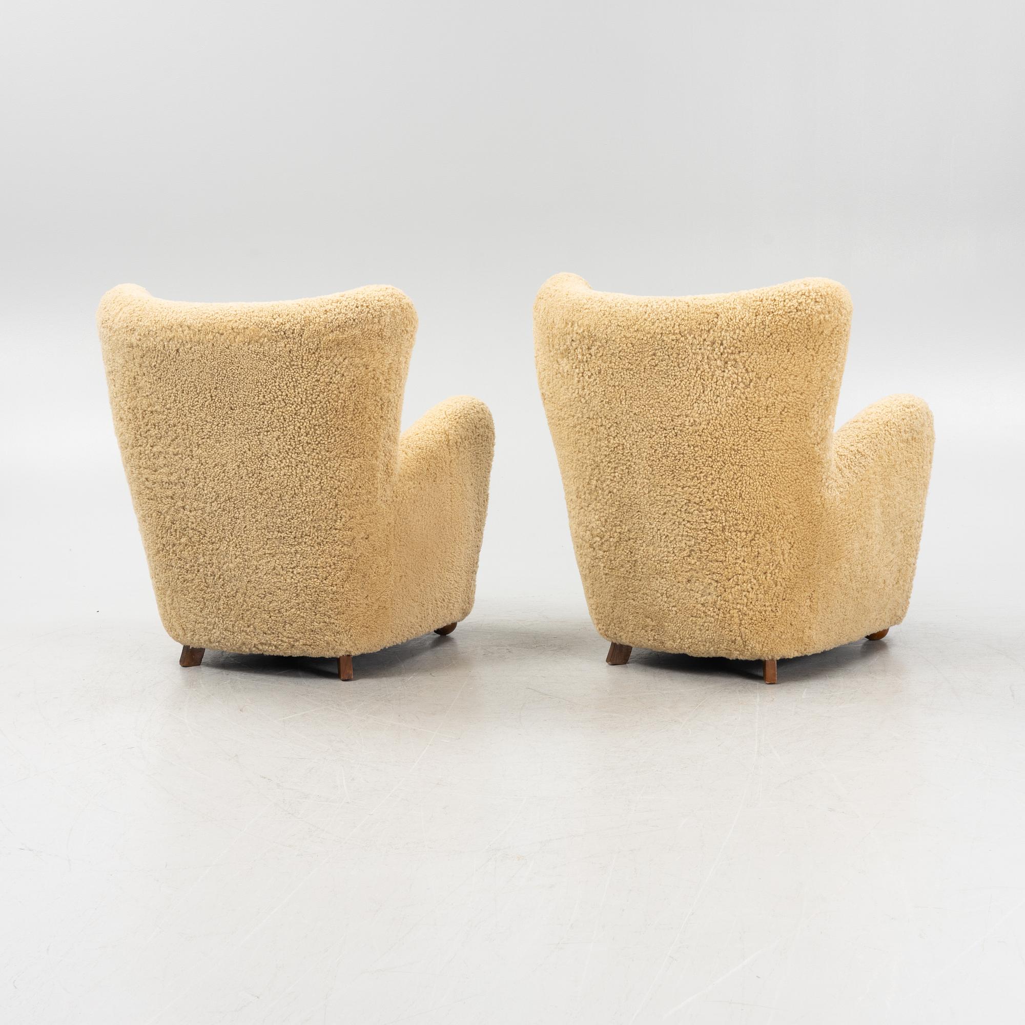 A pair of armchairs, Scandinavia, 1930's/40's.