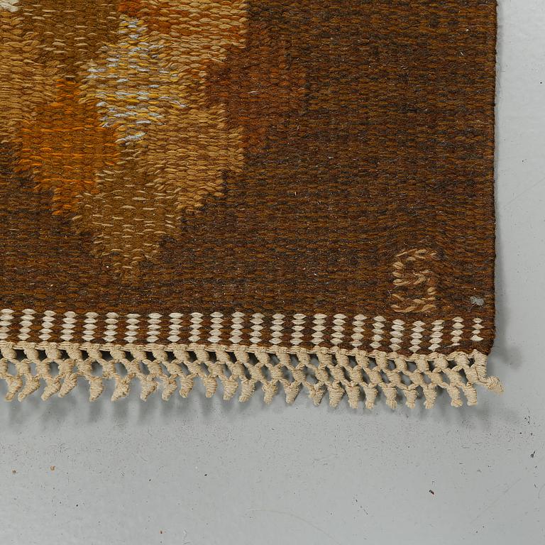 MATTA, rölakan, "Korall", Britta Swefors, 1900-talets andra hälft, 200 x 140 cm.