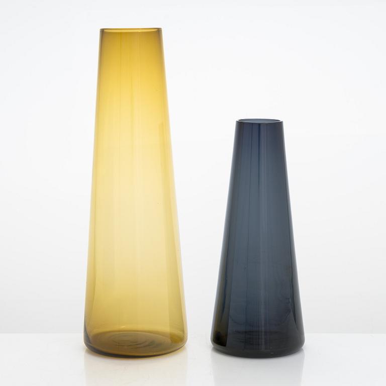 Saara Hopea, a set of five '1404' glass glass vases, SH-series, Nuutajärvi 1950s.