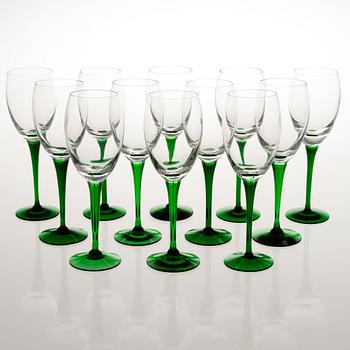 SAARA HOPEA, A set of 20 'Traviata' wine glasses model 1122, Nuutajärvi, Finland latter half of the 20th Century.