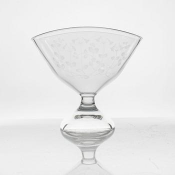 Lisa Bauer, a glass bowl, Kosta 1986.