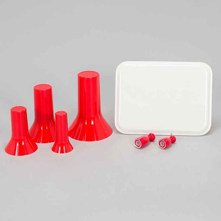 Eero Aarnio, erä kodintuotteita, 13 kpl, eri valmistajia.