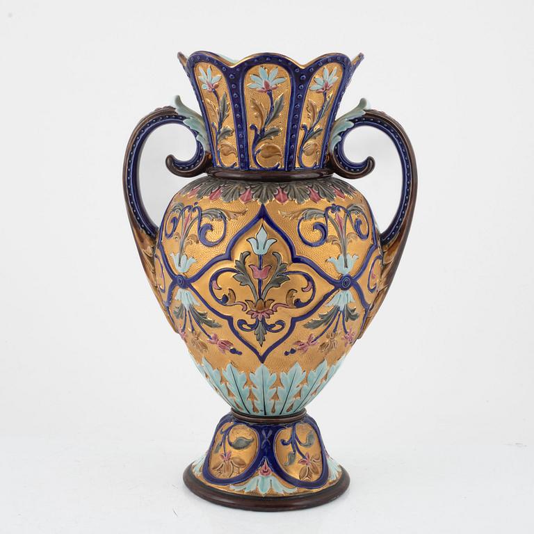 Urna, majolika, Rörstrand, omkring år 1900.