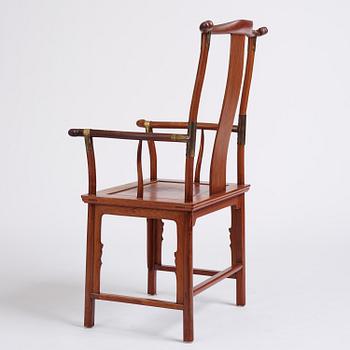 A Chinese 'official's hat' chair, Guanmaoyi, 20th century.