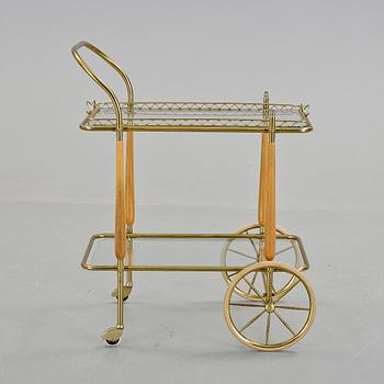 SERVERINGSVAGN, 1900-talets andra hälft.