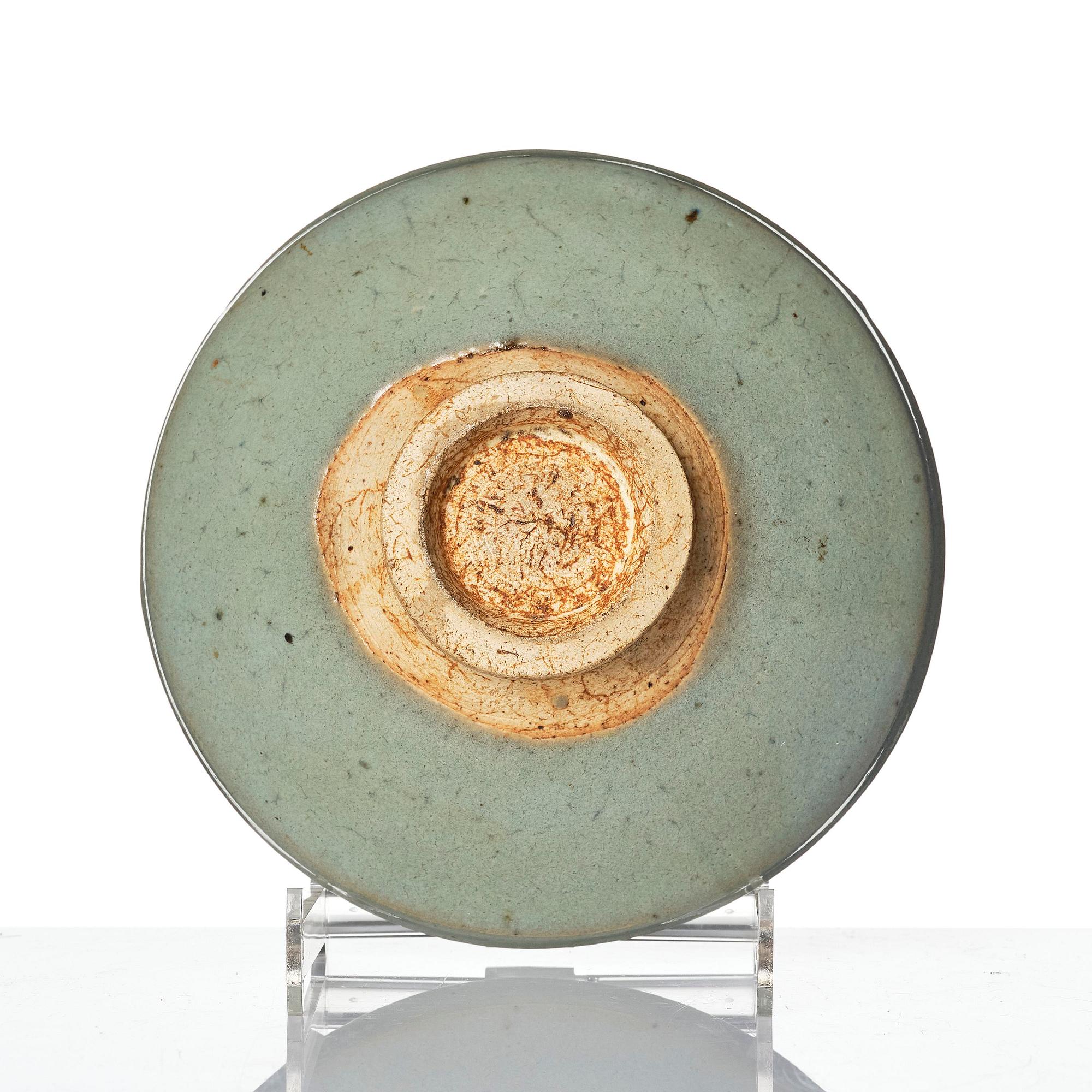 A pale green jun glazed bowl, Jin/Yuan dynasty.