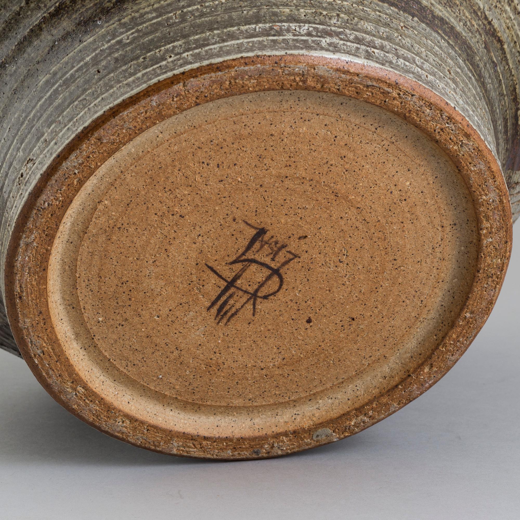 LISA LARSON, a stoneware pot from Gustavsberg Studio.