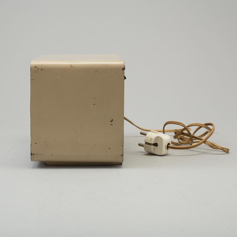 ARTUR BRAUN & FRITZ EICHLER, tube radio, "Kleinsuper - SK2", Braun, designed in 1955.