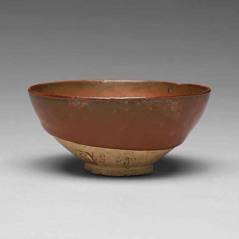 A brown glazed temmoku bowl, Henan, Song dynasty (960-1279).