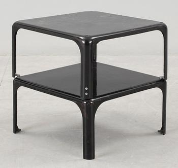 BORD, 2 st, plast, Vico Magistretti, Artemide Italien. Modellen formgiven 1966.