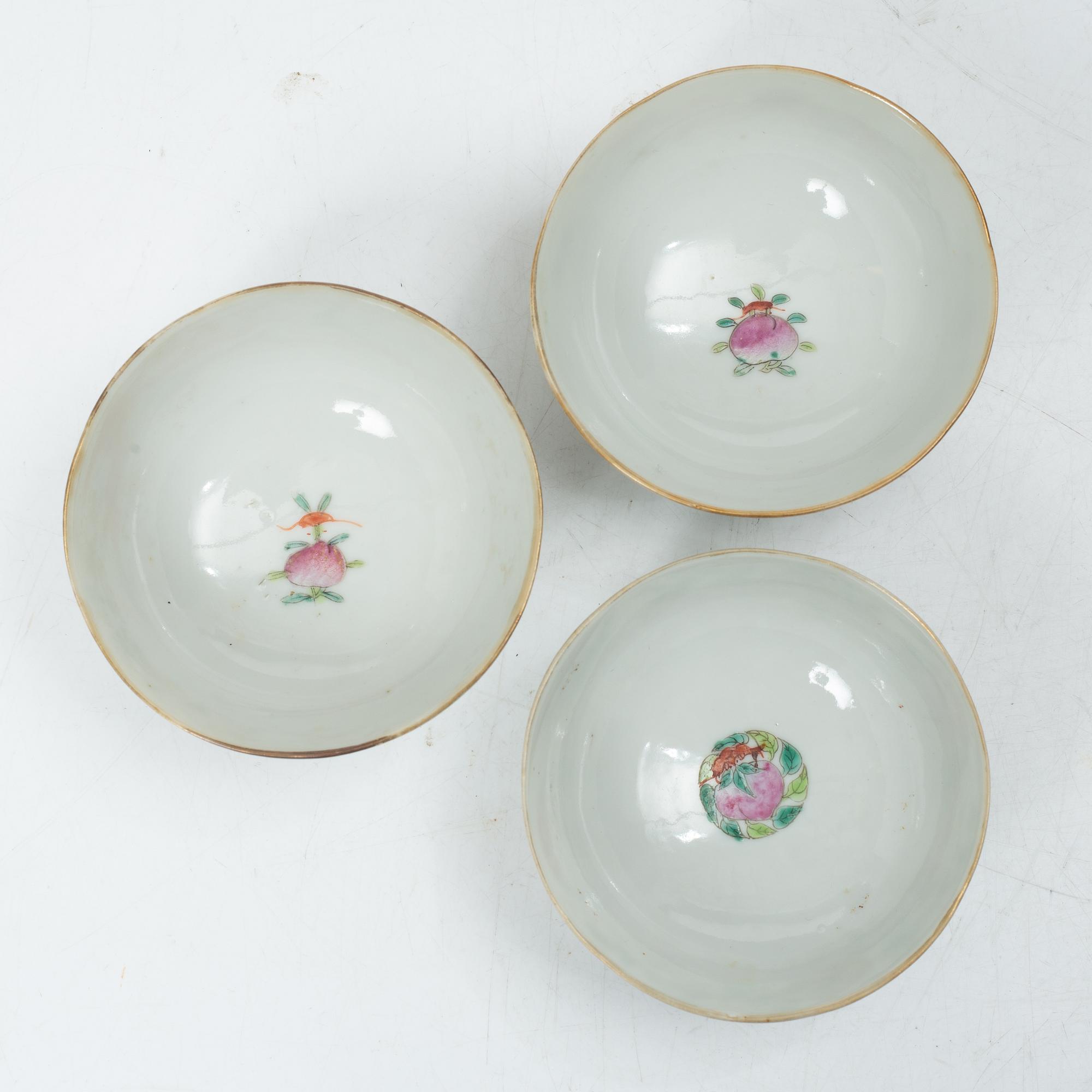 Skålar, sju stycken, porslin. Sen Qingdynasti, omkring 1900.