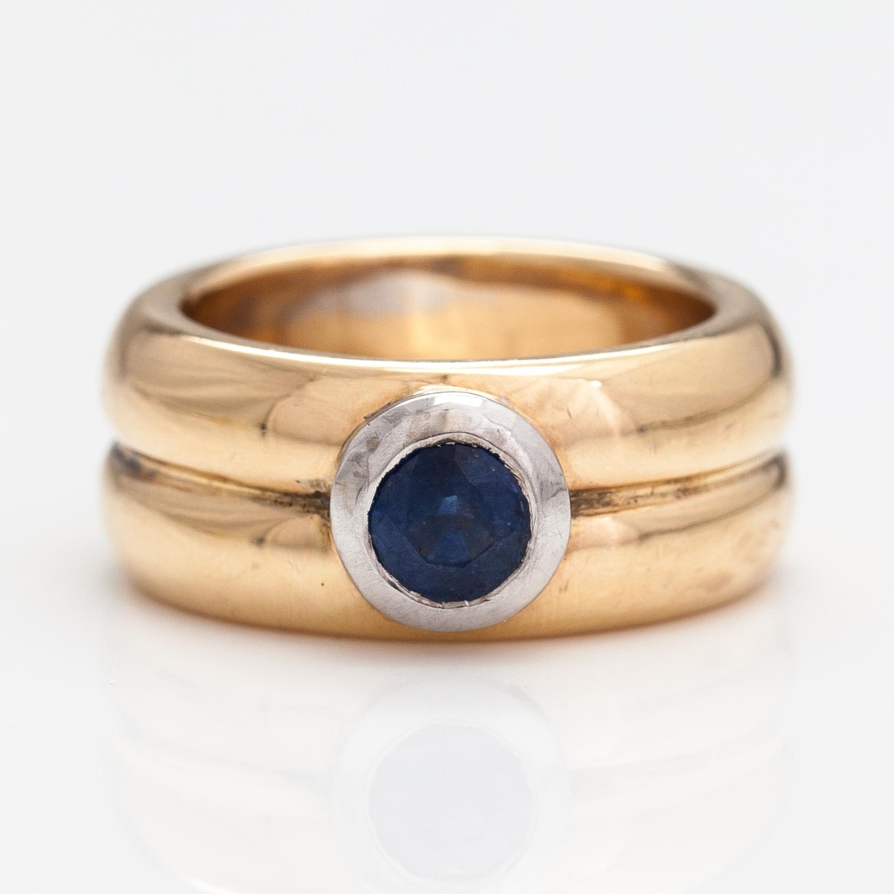 Ring, 14K guld och safir. Tiina Arkko Helsingfors 1996.